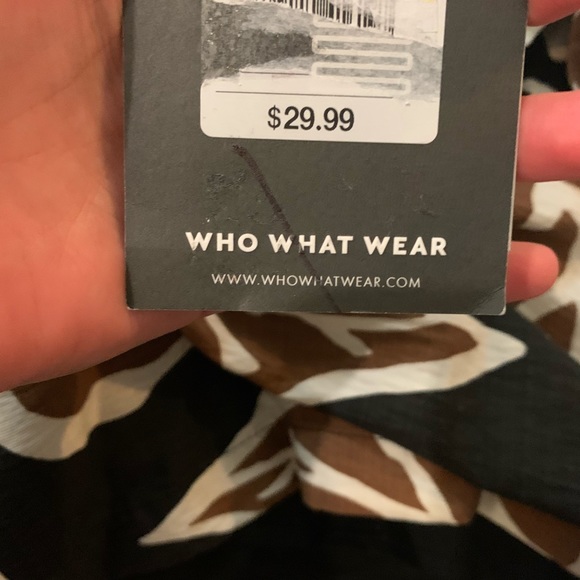 Women's Mid Thigh Relaxed Fit Shorts Who What Wear - Picture 4 of 4